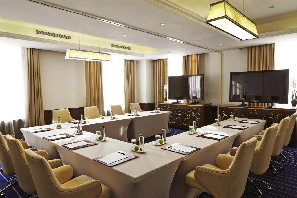 Villa Rosa Kempiski image 5